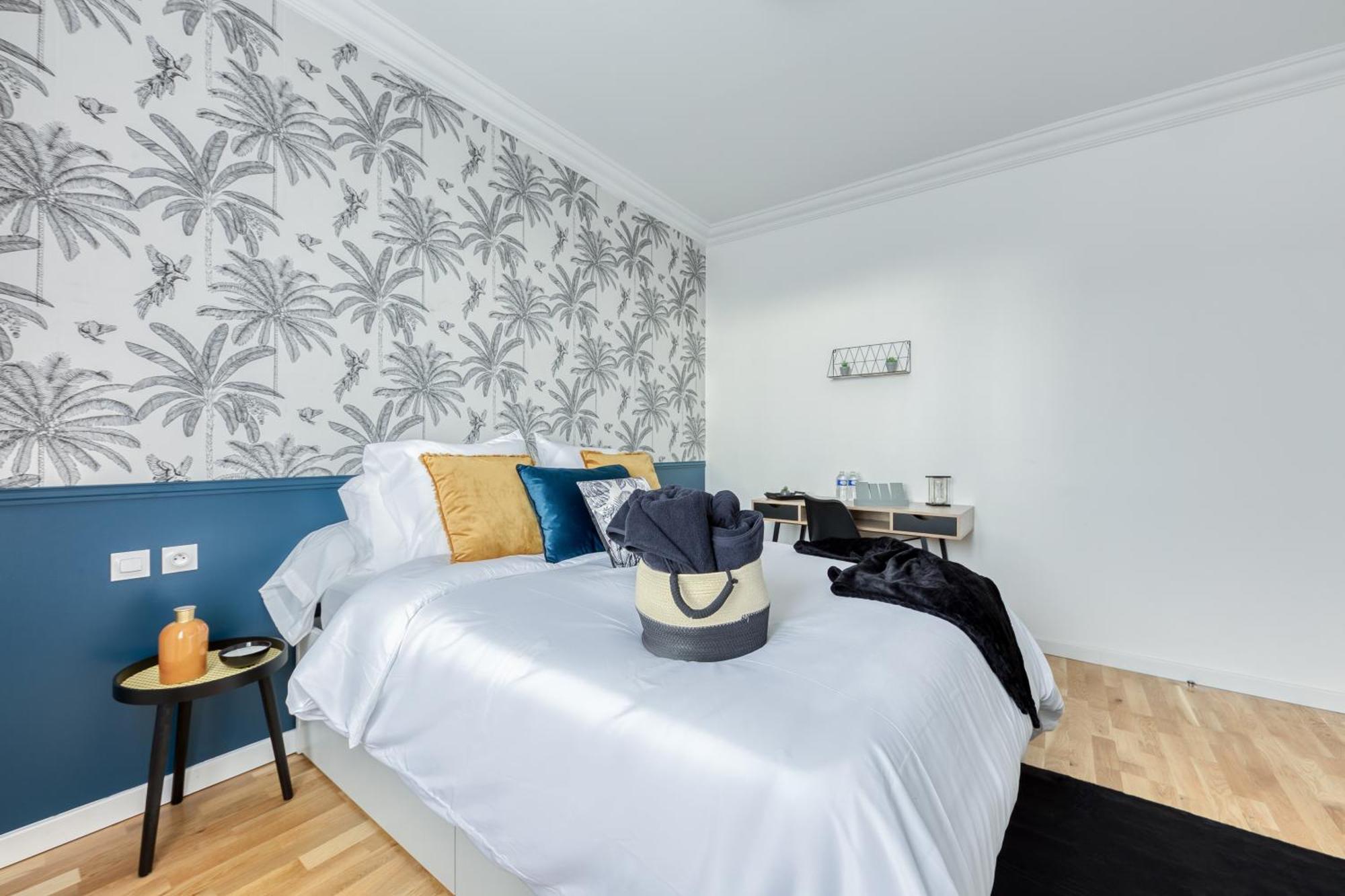Maison 8 Personnes - Parking - Metro 7 Et Rer B A 6 Minutes La Courneuve Kültér fotó